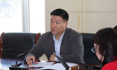 САЙНШАНД СУМЫН БОЛОВСРОЛЫН БАЙГУУЛЛАГЫН УДИРДЛАГУУДТАЙ УУЛЗАЛТ ЗОХИОН БАЙГУУЛЛАА.