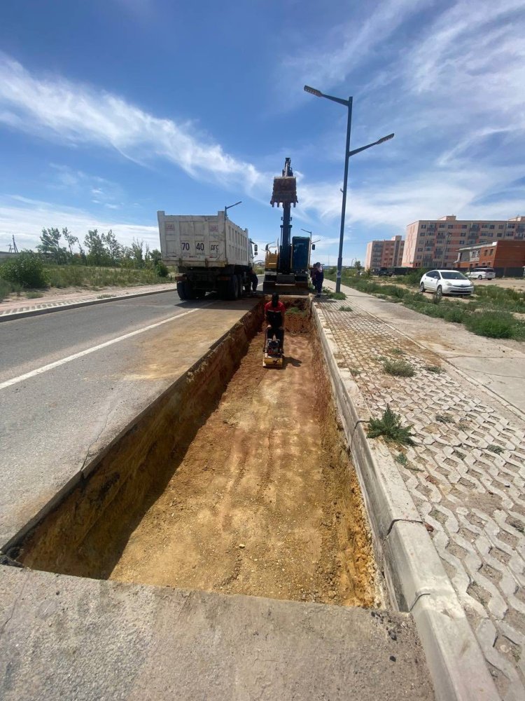 АВТО ЗАМЫГ ХЭСЭГЧЛЭН ХААЖ, ЗАСВАРЫН АЖИЛ ХИЙГДЭЖ БАЙНА.